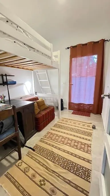 Apartamento En La Farella Con Aire Acondicionado Llanca 0*,  Spain