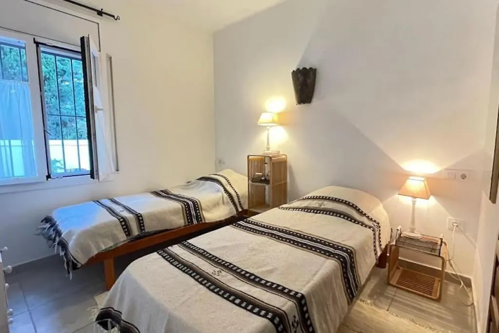 Apartamento En La Farella Con Aire Acondicionado Llanca Apartment